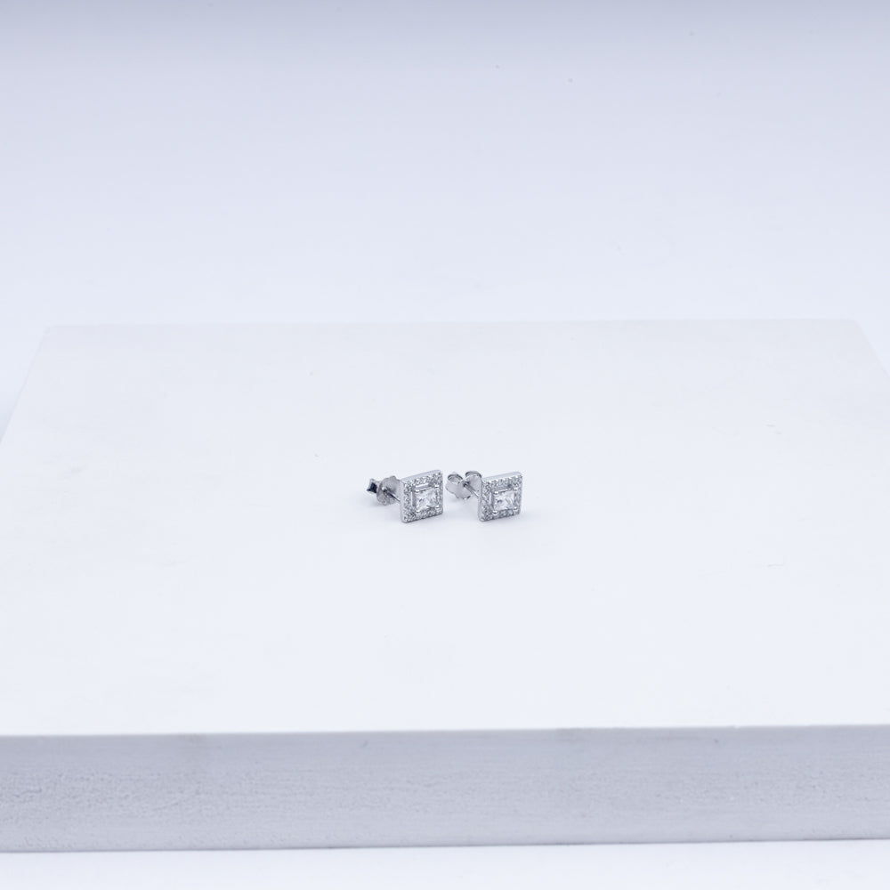 Geometric-Cut Zircon Necklace Set In 925 Sterling Silver