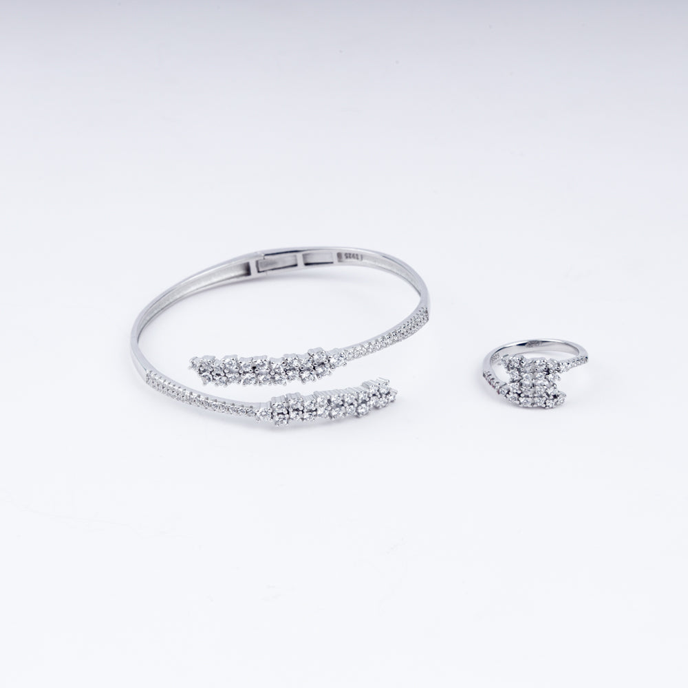 Sparkling Zircon Adjustable Bracelet With Ring In 925 Sterling Silver