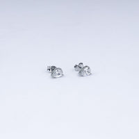 Elegant Pear-Cut Solitaire CZ Stud Earrings in 925 Sterling Silver